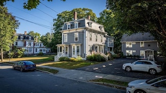 46 Cushing St, Dover, NH 03820