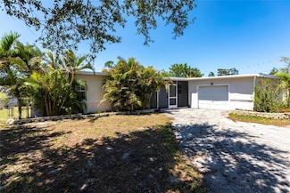 182 Dowling Ave NE, Port Charlotte, FL 33952
