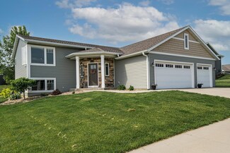 561 Verwood Ln NE, Byron, MN 55920