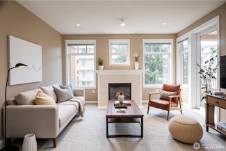 109 2nd St S Unit 326, Kirkland, WA 98033