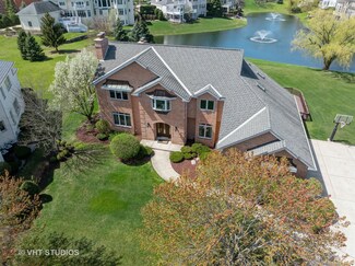 6705 Fieldstone Dr, Burr Ridge, IL 60527