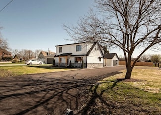 9859 S 81st Ave, Palos Hills, IL 60465