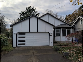 7321 SW 52nd Ave, Portland, OR 97219