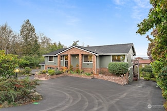 10726 Marine View Dr, Mukilteo, WA 98275