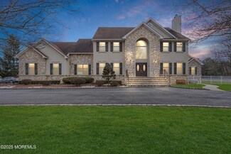 168 Pleasant Valley Rd, Morganville, NJ 07751