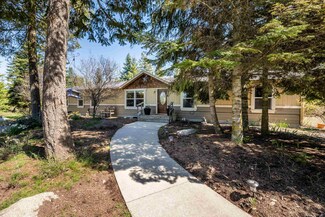 34424 N Wisteria Ln, Chattaroy, WA 99003