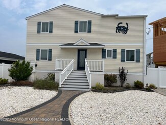 33 Harry Dr, Manahawkin, NJ 08050