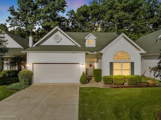 173 Greenward Way S, North Olmsted, OH 44070