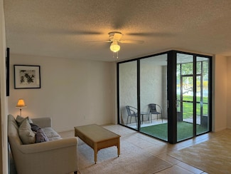 950 Lavers Cir Unit F109, Delray Beach, FL 33444