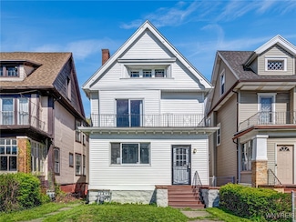 11 Otis Place, Buffalo, NY 14209