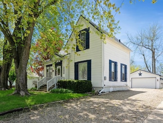 325 W 8th St S, Newton, IA 50208