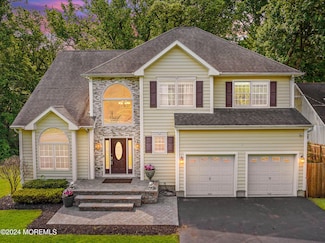 200 Red Hill Rd, Middletown, NJ 07748