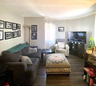 300 Meridian St Unit 5, Boston, MA 02128