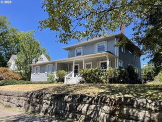 5329 SE Taylor St, Portland, OR 97215