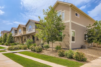 1137 Hummingbird Cir, Longmont, CO 80501