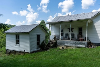 2436 Jakes Run Rd, Maidsville, WV 26541