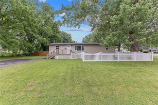 417 Chestnut St, Fulton, NY 13069