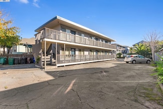 1108 Chestnut St, Oakland, CA 94607