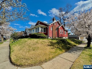 365 Little St, Belleville, NJ 07109