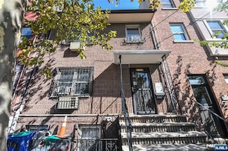 155 Lafayette St, Newark, NJ 07105