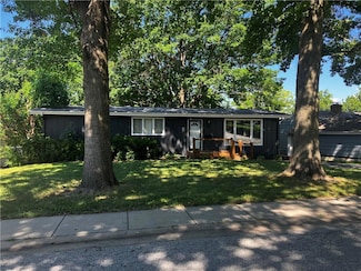 6910 Kessler St, Overland Park, KS 66204