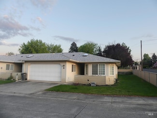 3213 5th St Unit A, Lewiston, ID 83501