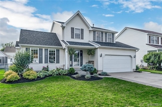 79 Newberry Ln, Lancaster, NY 14086