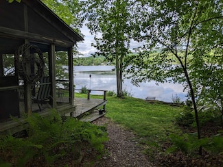 95 Sevigny Rd, Castleton, VT 05735