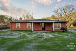 8576 E B Cooper Hwy, Riceboro, GA 31323