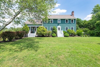 2 Harding Rd, Medway, MA 02053