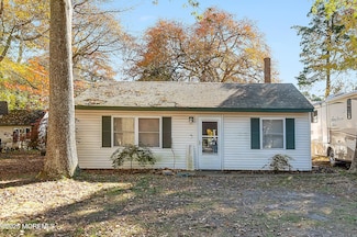 605 Sinclair Ave, Lanoka Harbor, NJ 08734