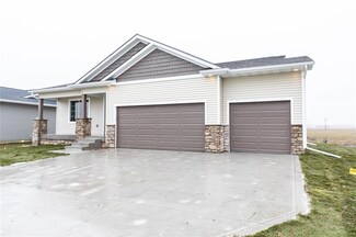 406 NE Madison Ave, Elkhart, IA 50073