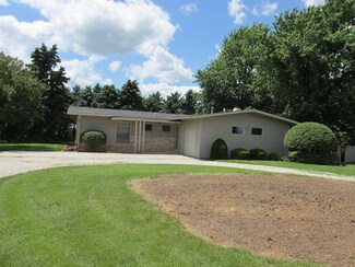 6888 S 11000w Rd, Herscher, IL 60941