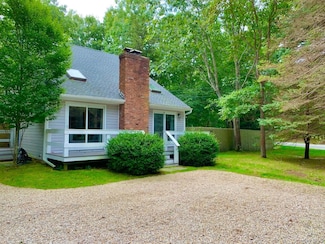 61 Kings Point Rd, East Hampton, NY 11937