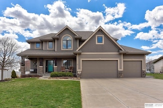 19459 Washington Cir, Omaha, NE 68135