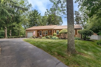 140 Stoney Hill Rd, Swansea, MA 02777