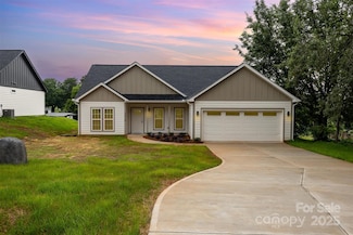 3478 Winters St, Newton, NC 28658