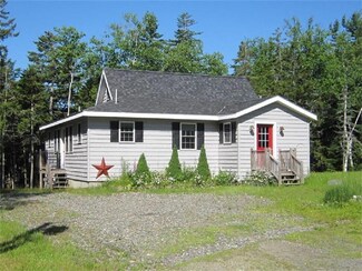 16 Nutter Cove Rd, Lubec, ME 04652
