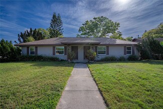 5653 Struthers Ct, Winter Haven, FL 33884