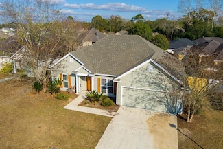 117 Sparrow Dr, Hahira, GA 31632