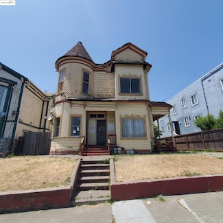 1737 13th Ave, Oakland, CA 94606