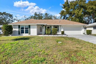 9212 111th St, Seminole, FL 33772