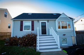 28 N Williams St, Johnston, RI 02919