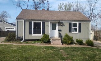7802 E 49th St, Kansas City, MO 64129