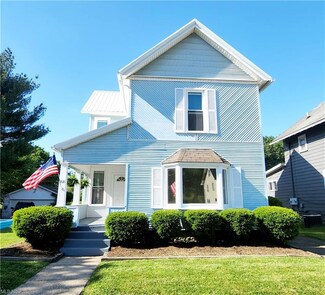 1616 Chestnut St, Coshocton, OH 43812