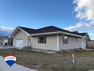 787 Victory Ln, Lander, WY 82520