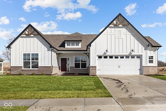 4068 Berry Chase Blvd, Greenwood, IN 46143