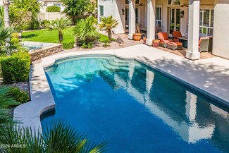 3007 E Dry Creek Rd, Phoenix, AZ 85048