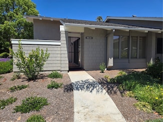 8566 Larkhall Cir Unit 808A, Huntington Beach, CA 92646