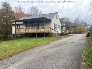 216 Carriage Way, Nitro, WV 25143